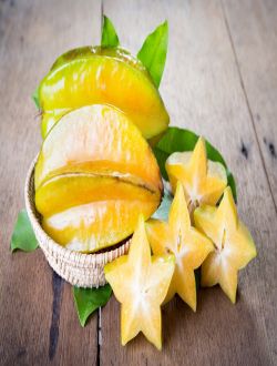 Karambola (Carambola) (Star Fruit)